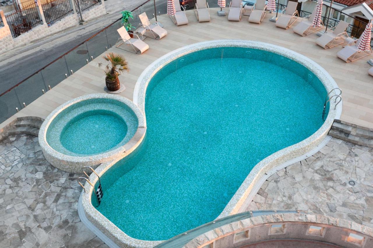 Spa Resort Luxury Apartments Будва Екстер'єр фото